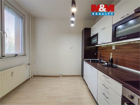 Pronájem bytu 3+1, 63 m² 0