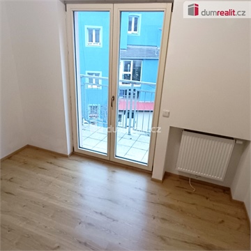 Pronájem bytu 2kk, 65 m² - 8