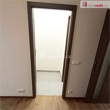 Pronájem bytu 2kk, 65 m² - 2