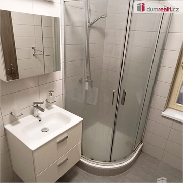 Pronájem bytu 2kk, 65 m² - 24