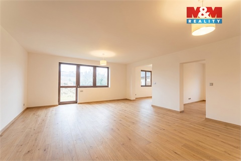 Prodej rodinného domu, 259 m² - 2