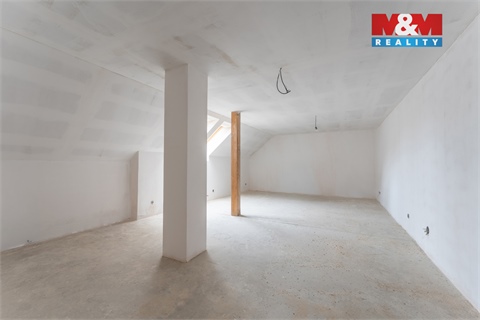 Prodej rodinného domu, 259 m² 18