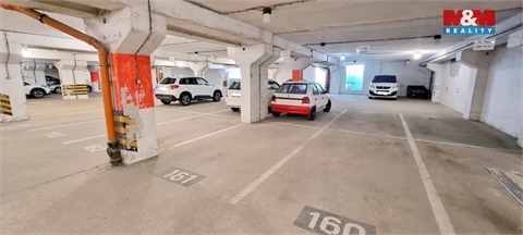 Pronájem parkovacího místa, 12 m² - 0