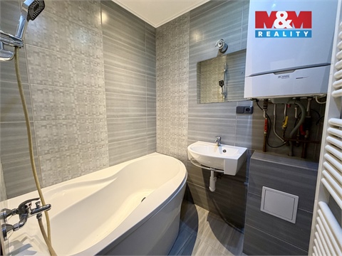 Pronájem bytu 3+1, 81 m² - 0