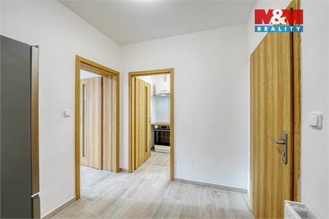 Pronájem bytu 1+1, 33 m² - 10