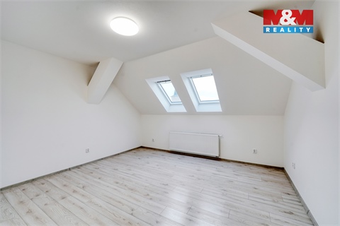 Pronájem bytu 1+1, 33 m² - 0