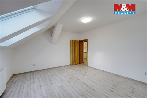 Pronájem bytu 1+1, 33 m² - 4