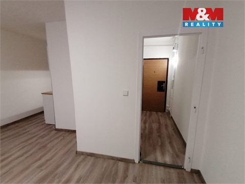 Pronájem bytu 1kk, 31 m² - 2
