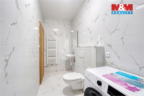 Pronájem bytu 1+1, 35 m² 10