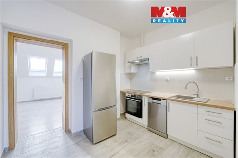 Pronájem bytu 1+1, 35 m² 0