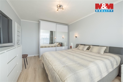 Prodej bytu 3+1, 68 m² - 0