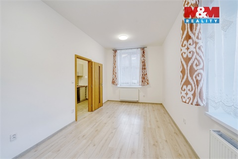 Pronájem bytu 1+1, 33 m² 6