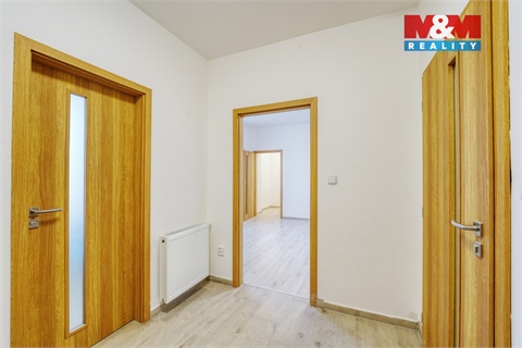 Pronájem bytu 1+1, 35 m² - 10