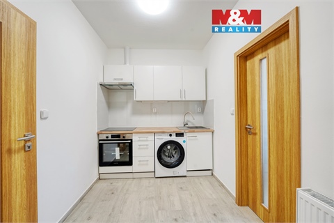 Pronájem bytu 1+1, 35 m² 0