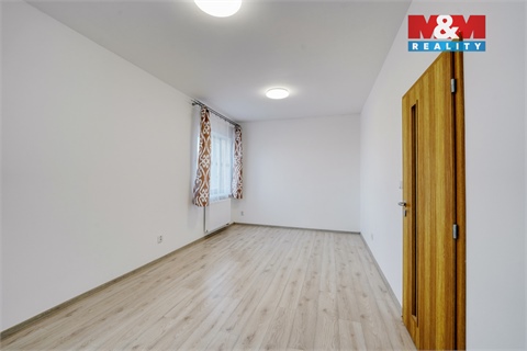 Pronájem bytu 1+1, 38 m² 6