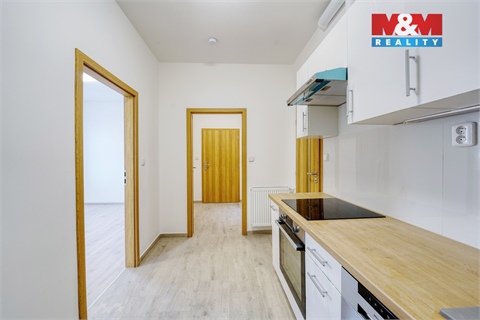 Pronájem bytu 1+1, 38 m² - 4