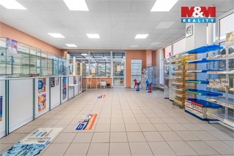 Pronájem obchodních prostor, 181 m² 2