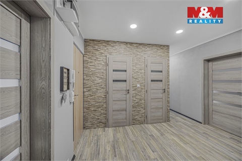 Prodej bytu 4+1, 84 m² 18