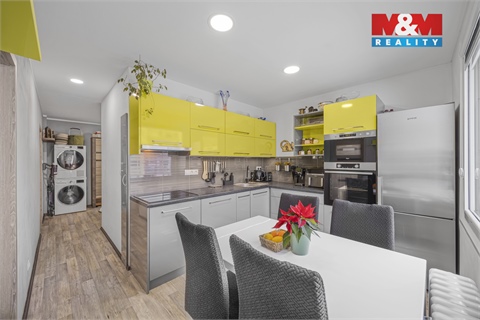 Prodej bytu 4+1, 84 m² - 8