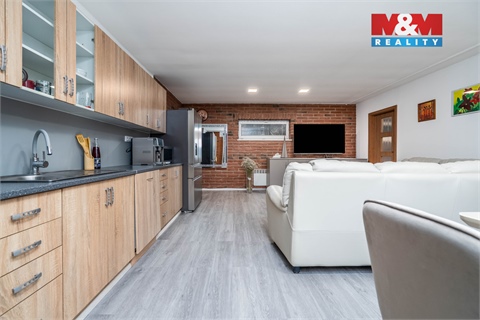 Prodej rodinného domu, 847 m² - 26