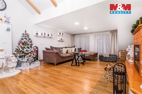 Prodej rodinného domu, 847 m² 16