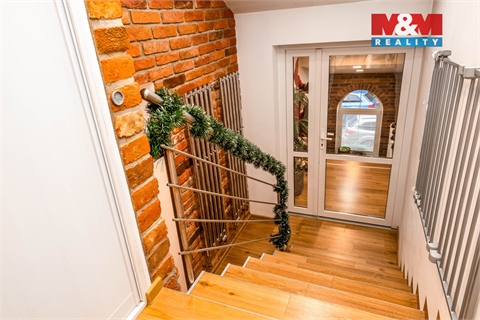 Prodej rodinného domu, 847 m² - 10