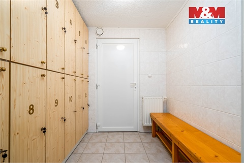 Prodej rodinného domu, 847 m² - 6