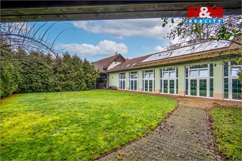 Prodej rodinného domu, 847 m² - 0