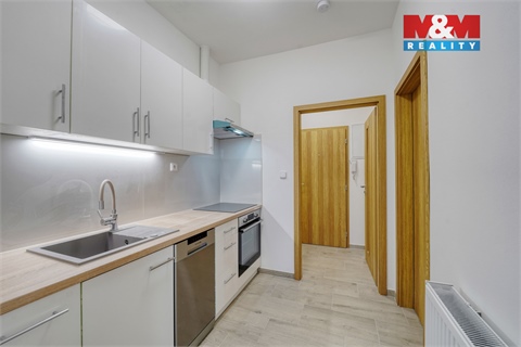 Pronájem bytu 1+1, 34 m² - 4