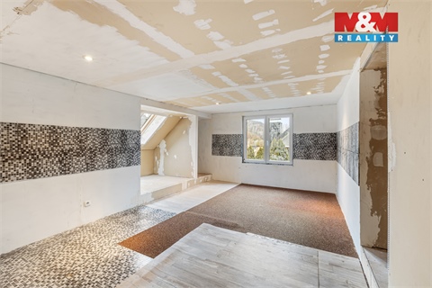 Prodej rodinného domu, 196 m² - 28