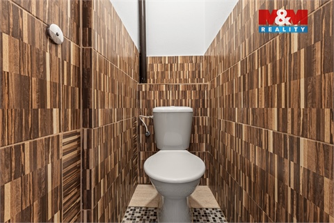 Prodej rodinného domu, 196 m² - 16