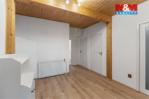 Prodej rodinného domu, 196 m² 4