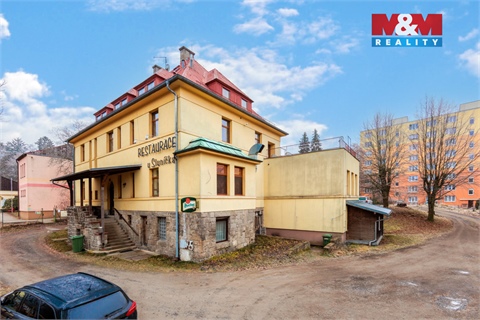 Prodej rodinného domu, 664 m² - 0