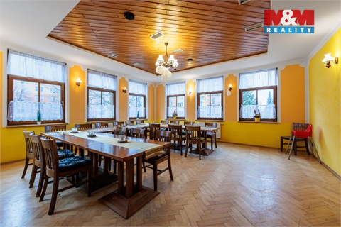 Prodej rodinného domu, 664 m² - 12