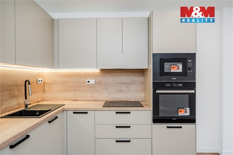 Prodej bytu 4kk, 76 m² - 2