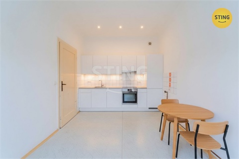 Prodej bytu 2+1, 68 m² 8