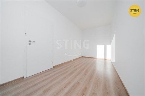 Prodej bytu 2+1, 44 m² 8