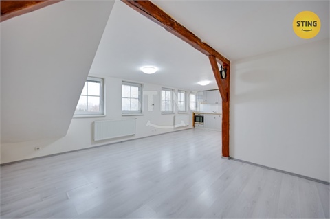 Pronájem bytu 1kk, 38 m² - 4