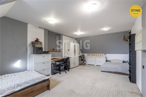Prodej rodinného domu, 294 m² 14