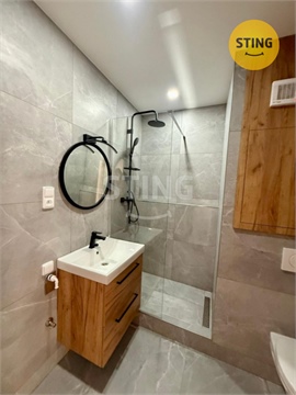 Pronájem bytu 1kk, 27 m² - 0