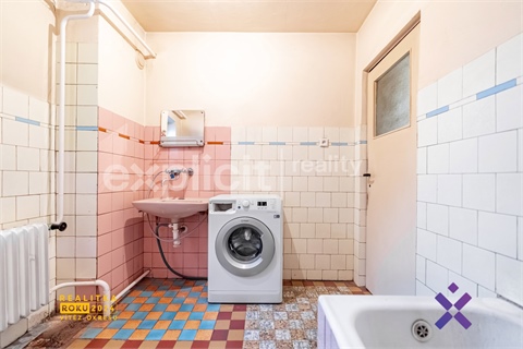 Prodej rodinného domu, 207 m² - 10