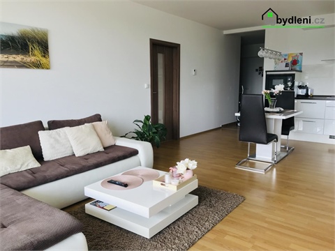 Pronájem bytu 2kk, 73 m² - 0