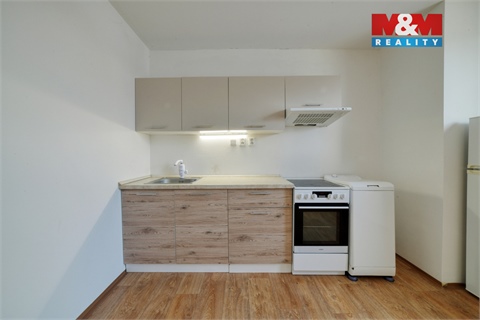 Pronájem bytu 1kk, 28 m² 12