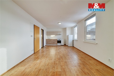Pronájem bytu 1kk, 28 m² 2