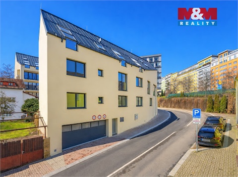 Prodej bytu 2kk, 74 m² - 18