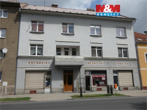Prodej komerčního objektu, 744 m² 0
