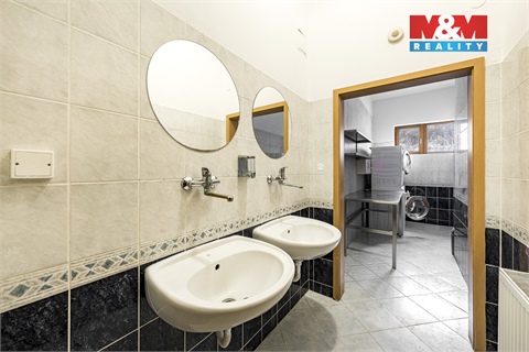 Pronájem bytu 1+1, 38 m² - 10