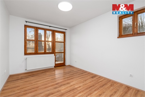 Pronájem bytu 1+1, 38 m² - 2