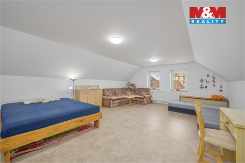 Prodej rodinného domu, 186 m² - 8