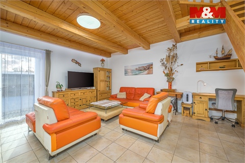 Prodej rodinného domu, 186 m² 2